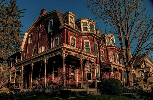 Brickhouse Inn B&B