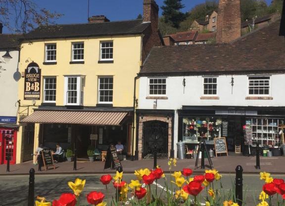 Bridge View Guest House