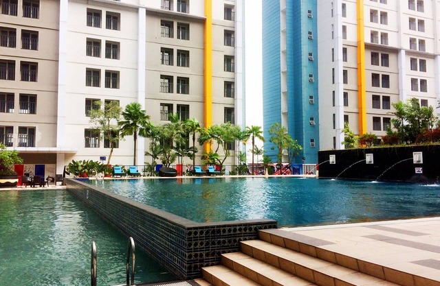 Bright 2BR Apartment at Paramount Skyline