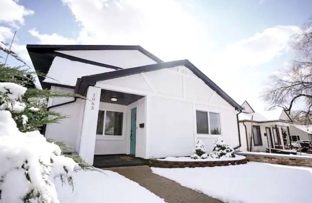Bright 5-BDR Home in the heart of Ogden-3600 sq.ft