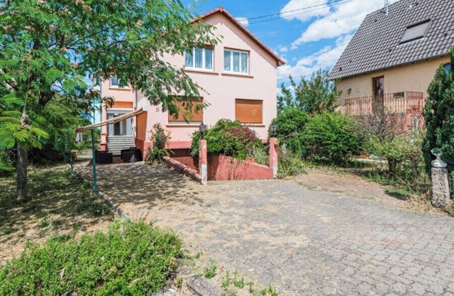 Bright apartment in Lingolsheim for 6 people