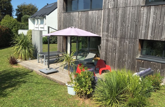 Bright house near the Gulf of Morbihan
