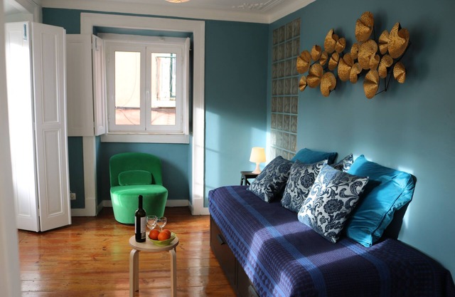 Bright, modern and fully equipped apartment, full-center, 2 bedrooms