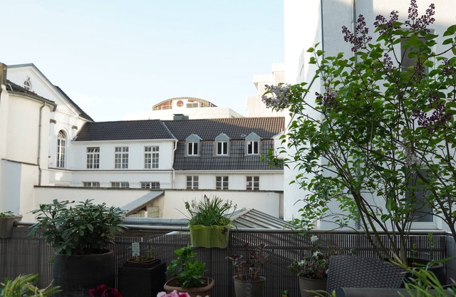 Bright, spacious apartment with a lovely terrace in the heart of Aachen