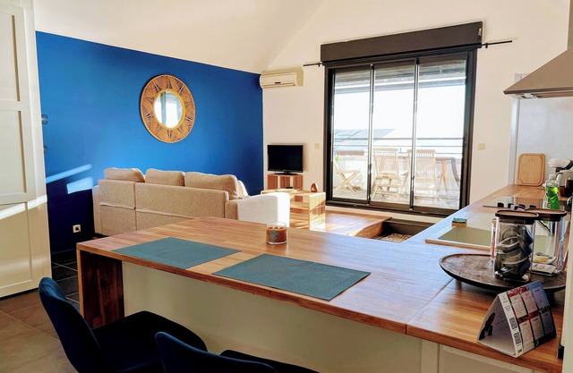 Bright T3 sea & mountain view - St Leu center