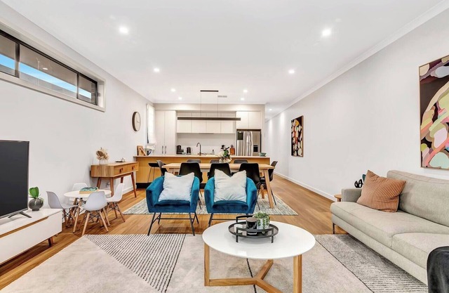Brightly Brompton A Family Delight by the Park