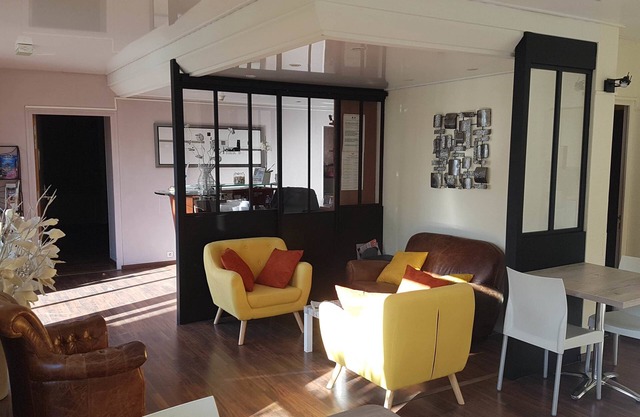 Brit Hotel Le Surcouf