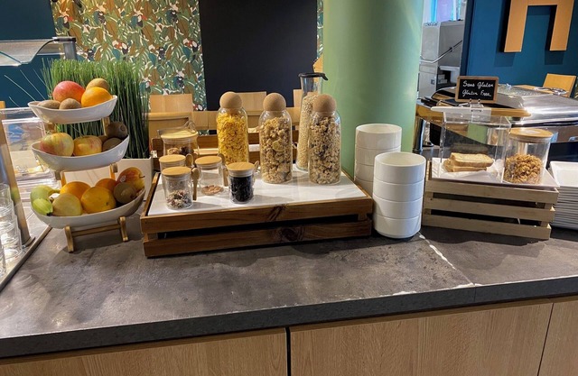 Brit Hotel Reims Croix Blandin