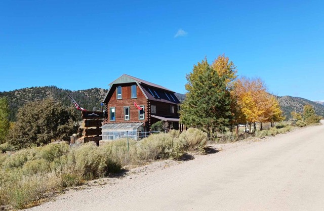 Buck House at Little Bonanza, ATV from house! Creek runs through 13 acres.