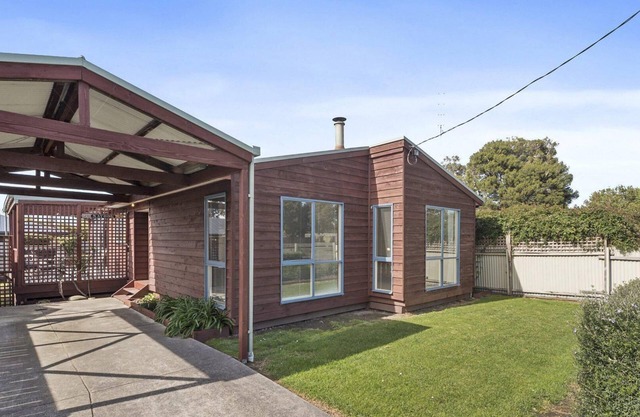 Budget By The Bay - Great Value & Position