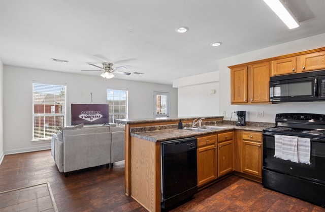 Bulldog Bungalow | Gameday Retreat