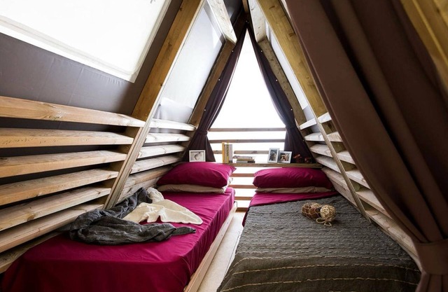 Bungalow 'A' with Shared Pool, Shared Garden and Wi-Fi