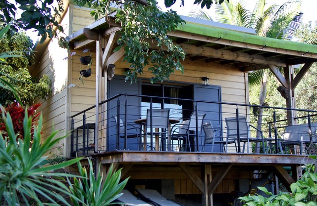 Bungalow in green surroundings
