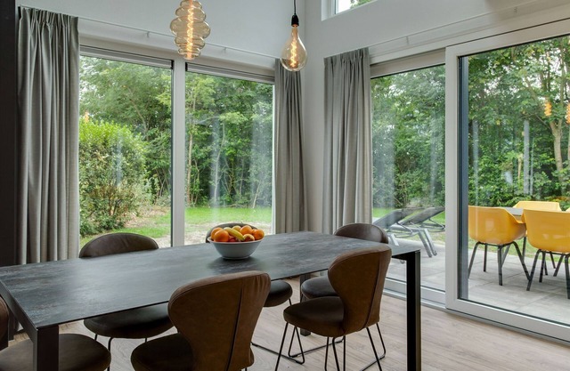 Bungalow in Texel near National Park