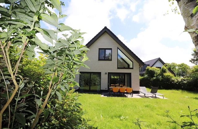 Bungalow in Texel near National Park Dunes