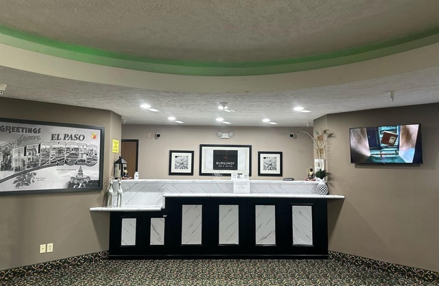 Burgundy Inn & Suites By OYO El Paso