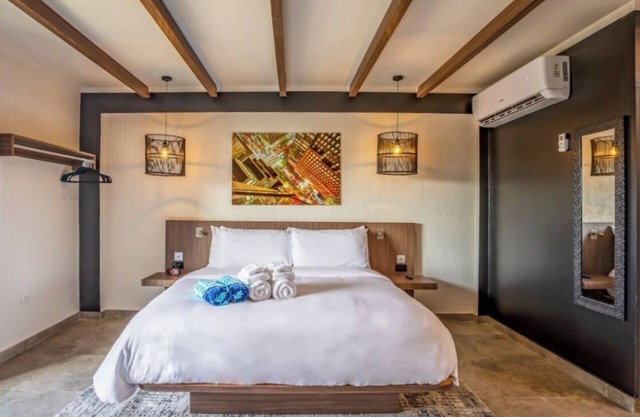 Bushiri's Long Life Building-Studio-Sleeps 2 #4