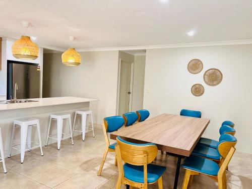 Busselton Beach Villa - Family & Pet Friendly