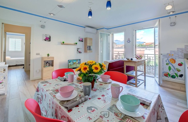 Butterfly Apt Suna Beach, Verbania, Italy