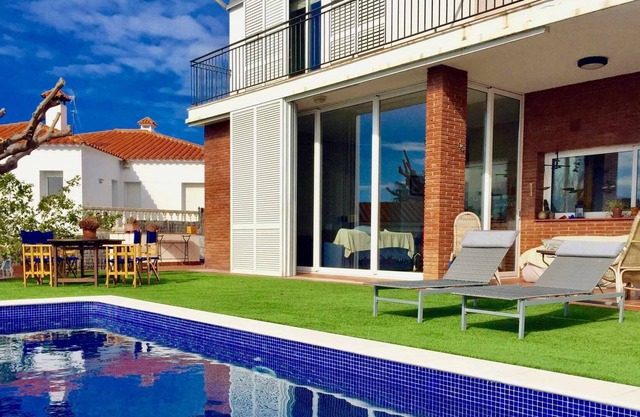 BV-CN001 - VILLA CRISTAL