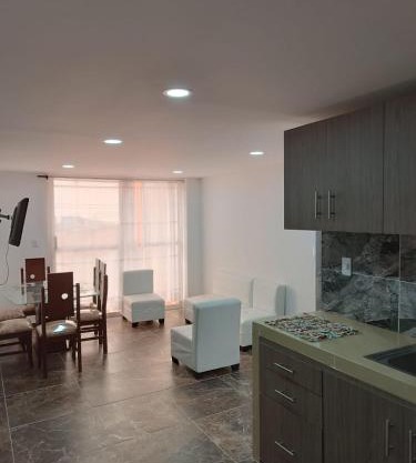 Cómodo Apartamento Con Balcón