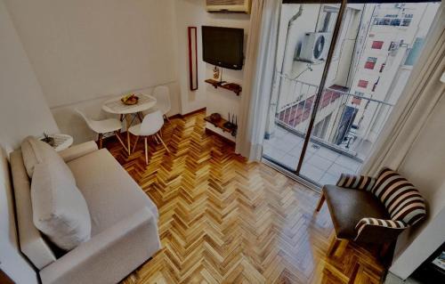 Cómodo, con cochera cerca del hospital italiano