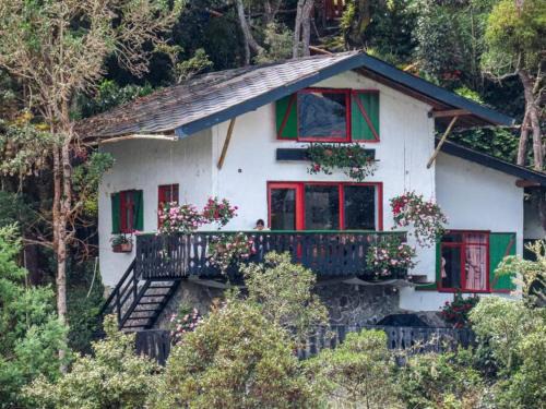 Cálida y hermosa cabaña junto a laguna La Cocha