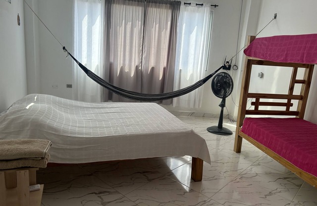 Cabaña Completa a 50 Metros de la Playa y en Zona Urbana del Pueblo