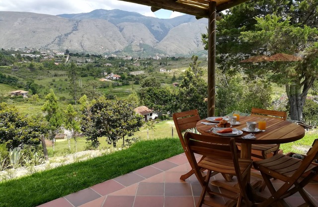 Cabaña tipo loft, en zona campestre de Villa de Leyva, rodeado de naturaleza.