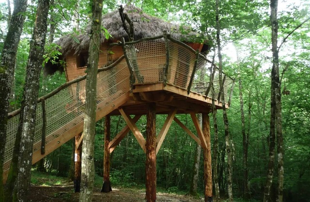 Cabane aux Fées (16 m²) sleeps 4