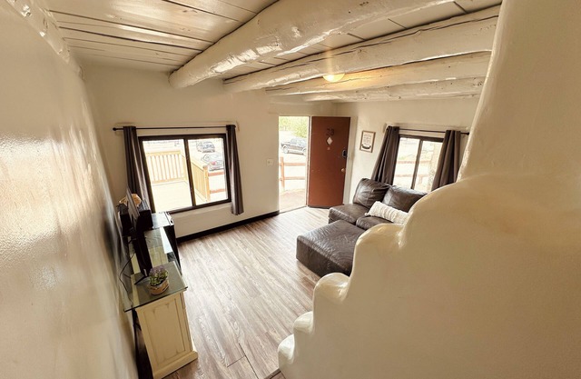 Cabin 23 | 1BR w/Living Room + Kitchenette