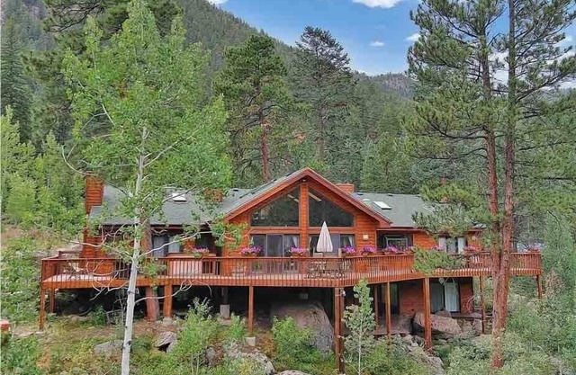 Cabin at Pike's Peak Falls