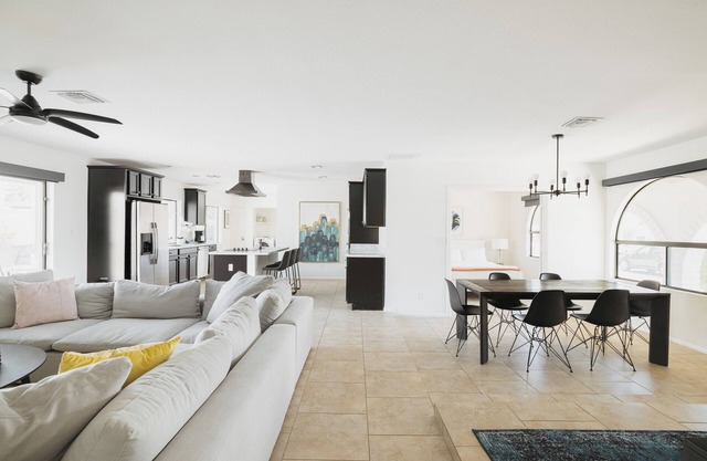 Cactus Breeze by Luxekey | 4BD Mins to Mayo Clinic & Scottsdale Quarter w/Pool