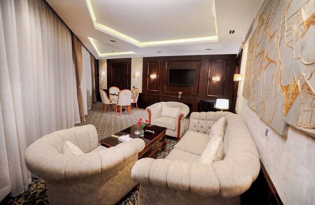 Cairo Taj Mohandessn Hotels & Suites