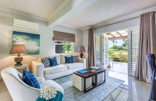 Calabash Pool Suite Luxury apartment