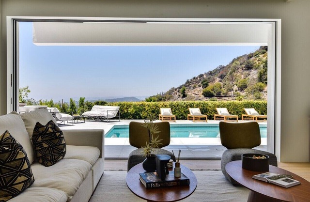 California style luxurious villa with breathtaking views