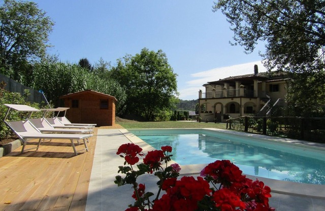 Camaiore, splendid apartment in the hills with private pool.