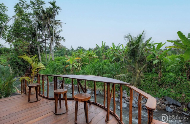 Camani Glamping