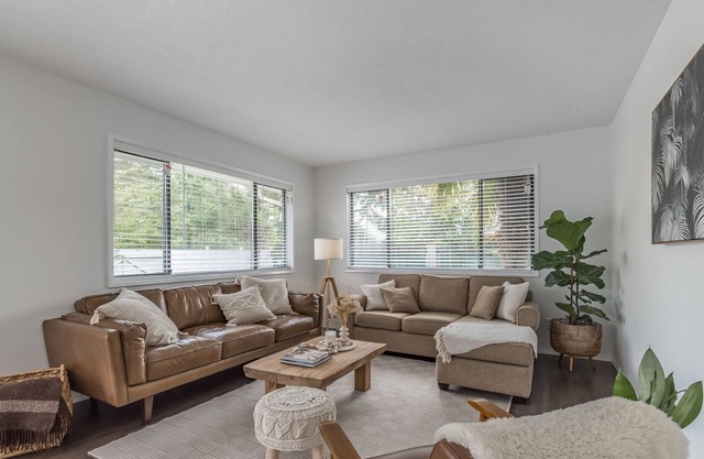 Camas Hideaway