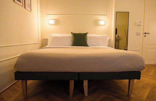 Camera Luxury in Centro a Foligno, a 5 Minuti da Caserma e Stazione