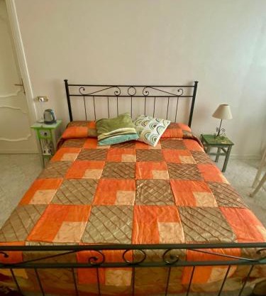 Camera matrimoniale e bagno privato Vicovaro