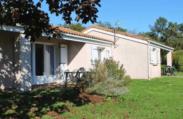 Camping 2 étoiles - Piscine - ccbbdbe