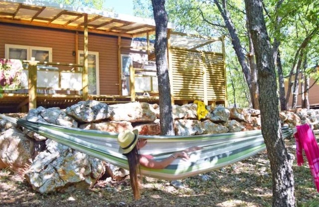 Camping 3 étoiles - ccbafac