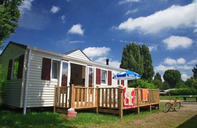 Camping 3 étoiles - Piscine - ccahhaa