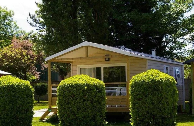 Camping 3 étoiles - Piscine - eecdcf