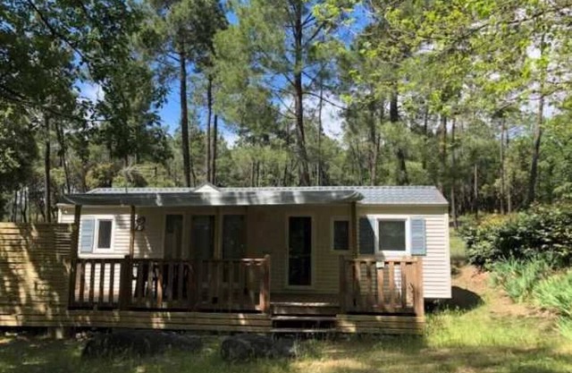 Camping 3 étoiles - Piscine - eehcic