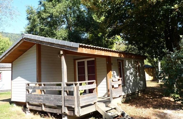 Camping du Lac Saint Clair *** - 3 room chalet 4/6 people