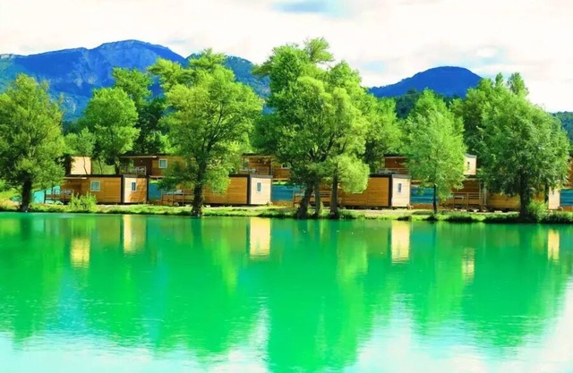 Camping Le Lac Bleu* - Mobile home Family Premium 3 Rooms 4 Person Air Conditioned