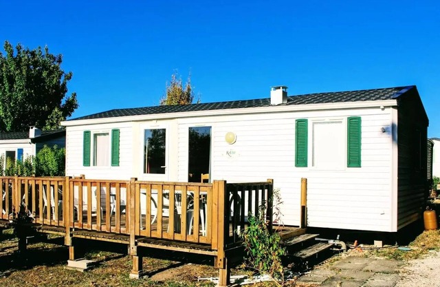 Camping Le Pontis* - 4-room mobile home for 6 people