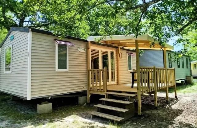 Camping Sen Yan* - Mobile home Space 3 rooms 4/6 people